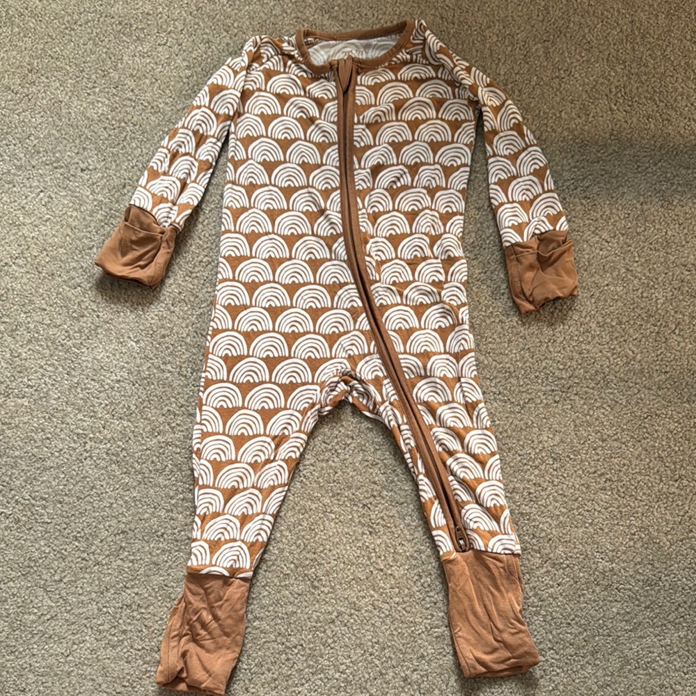 Little Sleepies Brown and White Rainbow Pattern